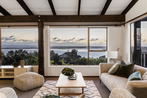48 Hadfield Street, Beach Haven, Auckland