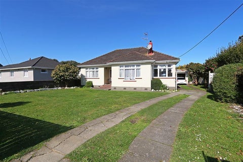 17 Fairfield Road, Hawera