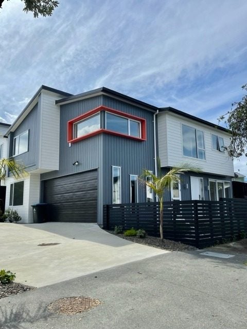 27A Lyndhurst Street, Wai o Taiki Bay, Auckland