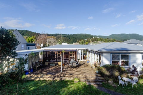 41 Amohia Street, Paraparaumu
