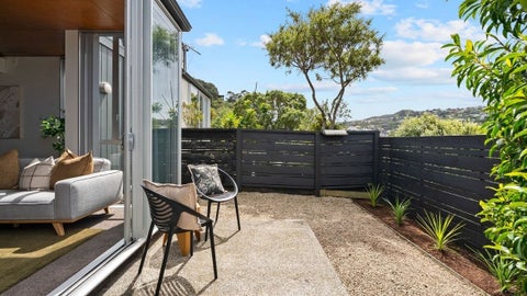 12/3 Severn Street, Island Bay, Wellington