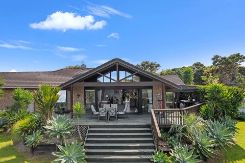 68 Omana Avenue, Shelly Beach, Helensville