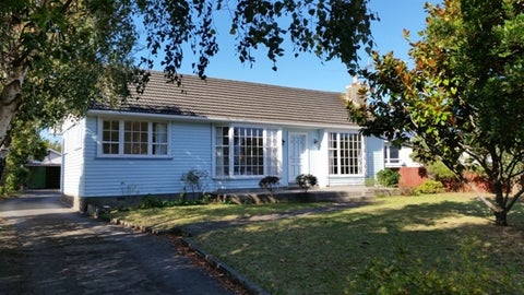 35 Mazengarb Road, Paraparaumu Beach, Paraparaumu
