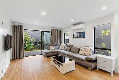 12E Kelwyn Road, Kelston, Auckland