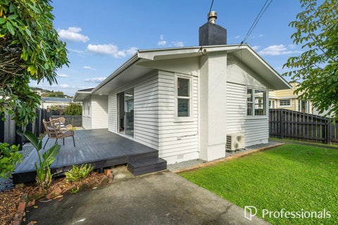 22 Golf Road, Manor Park, Lower Hutt