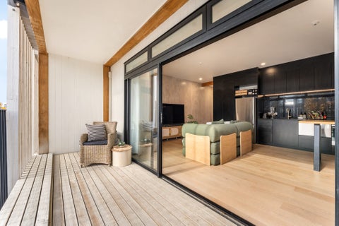 2/163 Hobsonville Point Road, Hobsonville, Auckland