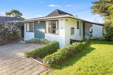 32A Transom Close, Whitby, Porirua