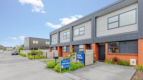 10 Magnetite Lane, Flat Bush, Auckland