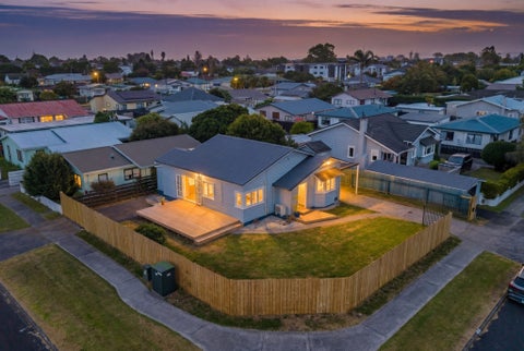 1/52 Jellicoe Road, Manurewa, Auckland