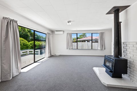 12 Rossiter Avenue, Waiuku, Waiuku