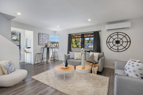 2/32 Tamahere Drive, Glenfield, Auckland