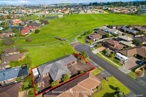 10 Kookaburra Place, Botany Downs, Auckland