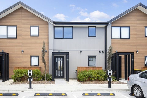2/25 Hargest Crescent, Sydenham, Christchurch