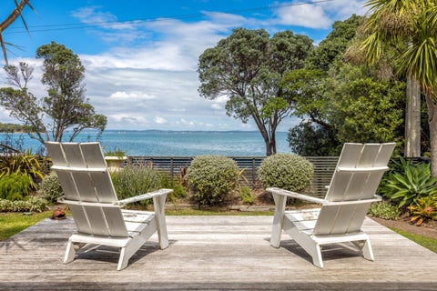 90 The Esplanade, Surfdale, Waiheke Island