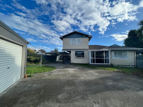 6 Haylock Grove, Totara Park, Upper Hutt