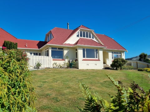 29 Bates Street, Riverton