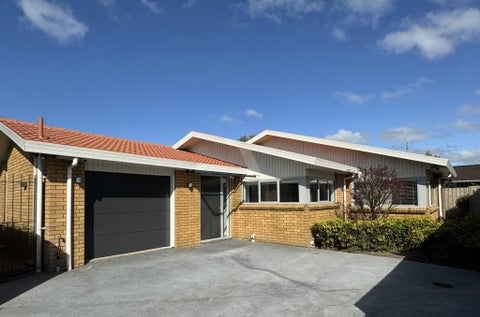 25A Winstone Road, Mount Roskill, Auckland