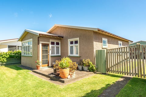 75 Polson Street, Castlecliff, Whanganui