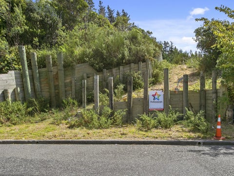 11 Sharpe Crescent, Wainuiomata, Lower Hutt