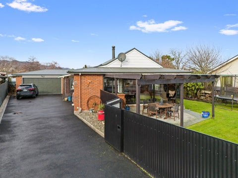 25 Dryden Street, Milton