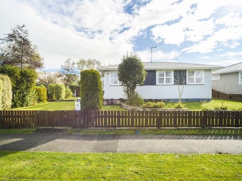 56 Apollo Parade, Milson, Palmerston North