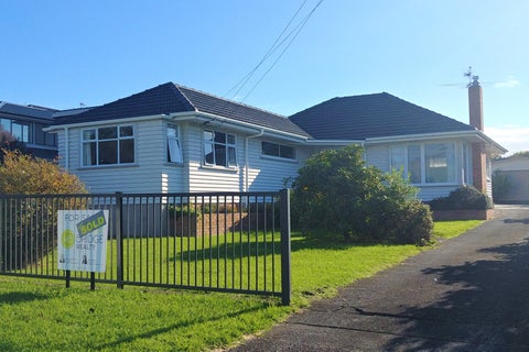 9 House Avenue, Mangere Bridge, Auckland