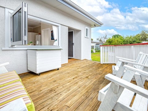 215 Mayfair Avenue, Mayfair, Hastings
