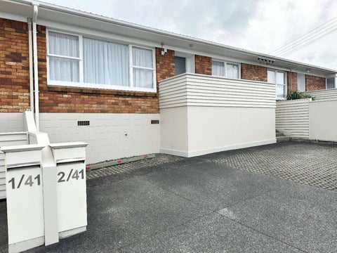 2/41 Nile Road, Milford, Auckland