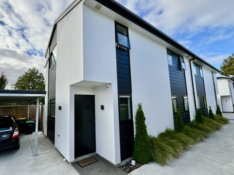 1/52 Hills Road, Edgeware, Christchurch
