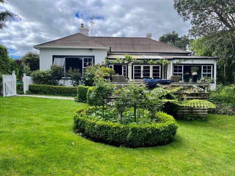 11 Pendarves Street, New Plymouth, New Plymouth