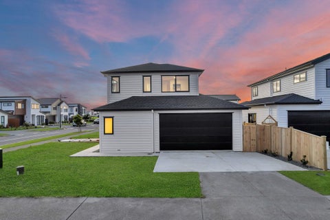 14 Gertrude Cole Road, Clarks Beach, Clarks Beach