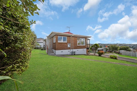 1/26 Marcel Place, Glenfield, Auckland