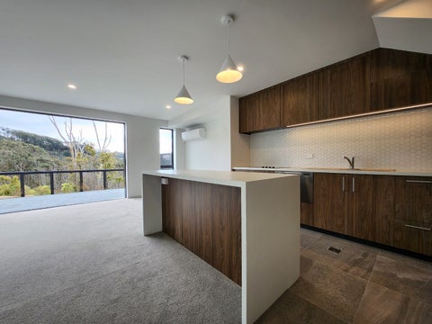 36 Holystone Road, Whitby, Porirua