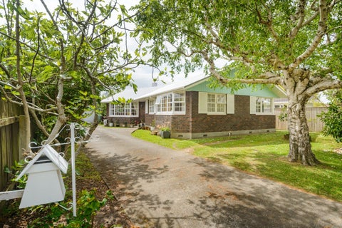 69 Churchill Avenue, Hokowhitu, Palmerston North