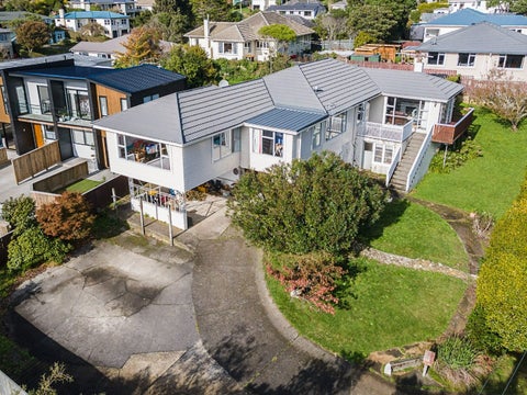 61 The Drive, Tawa, Wellington