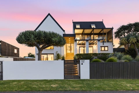 670 Papamoa Beach Road, Papamoa Beach, Papamoa