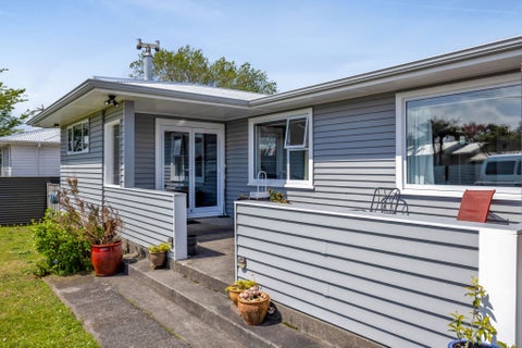 17 Antonio Street, Stratford
