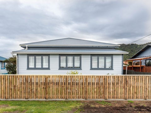 23 Nelson Quay, Cobden, Greymouth