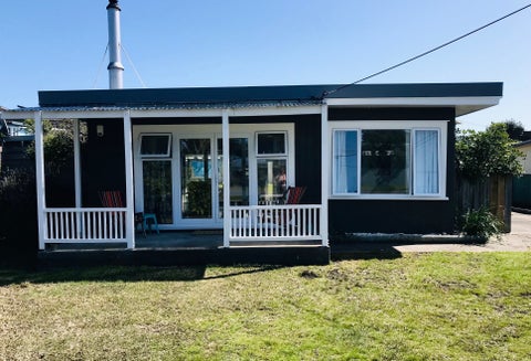 6 Brown Terrace, Foxton Beach, Foxton
