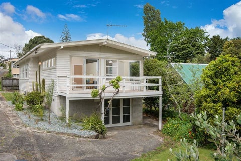 24 Rambler Crescent, Beach Haven, Auckland