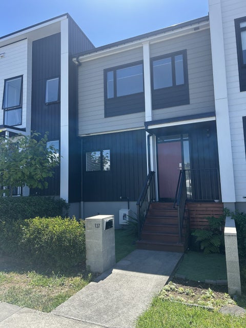 137 Bonair CREScent, Silverdale, Silverdale