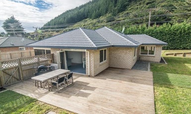 19 Villa Grove, Paraparaumu