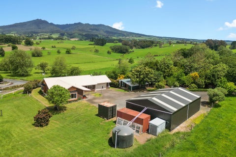 242 Te Pahu Road, Te Pahu, Hamilton