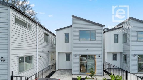 121 Grove Road, Papakura, Papakura