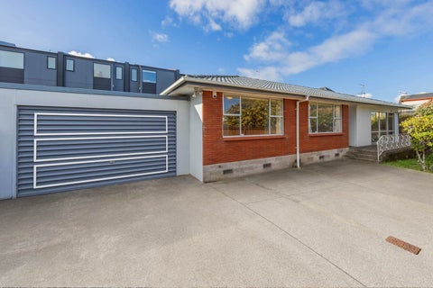 2 Ferguson Avenue, Greenlane, Auckland