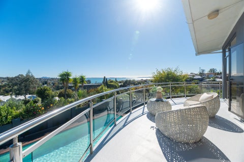 25 Coates Road, Cockle Bay, Auckland