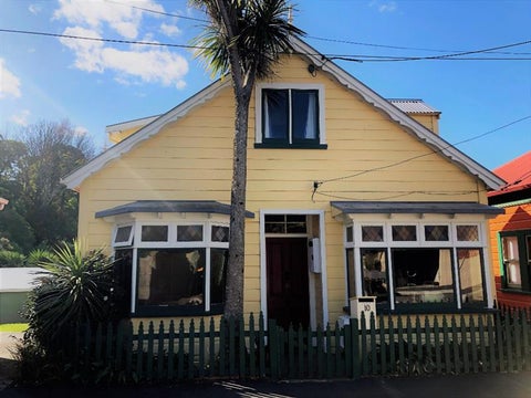 10 Tainui Terrace, Mount Cook, Wellington