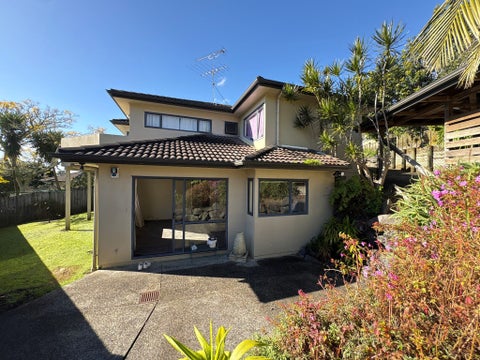 33 Bronzewing Terrace, Unsworth Heights, Auckland