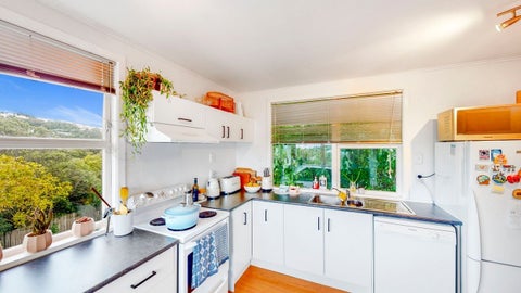 6 Westleigh Way, Newlands, Wellington
