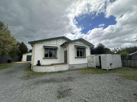 21 Fox Street, Featherston